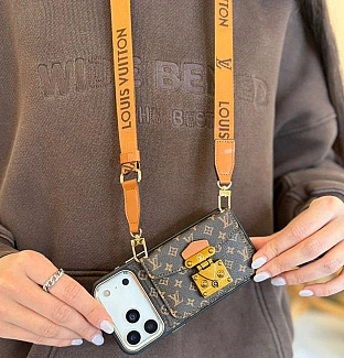 قاب Louis Vuitton جاکارتی لویی ویتون آیفون
